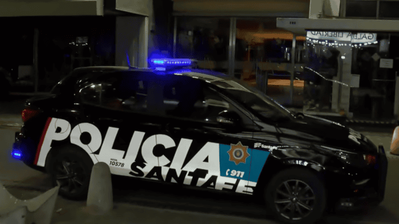 Intenso movimiento policial en los minutos posteriores.
