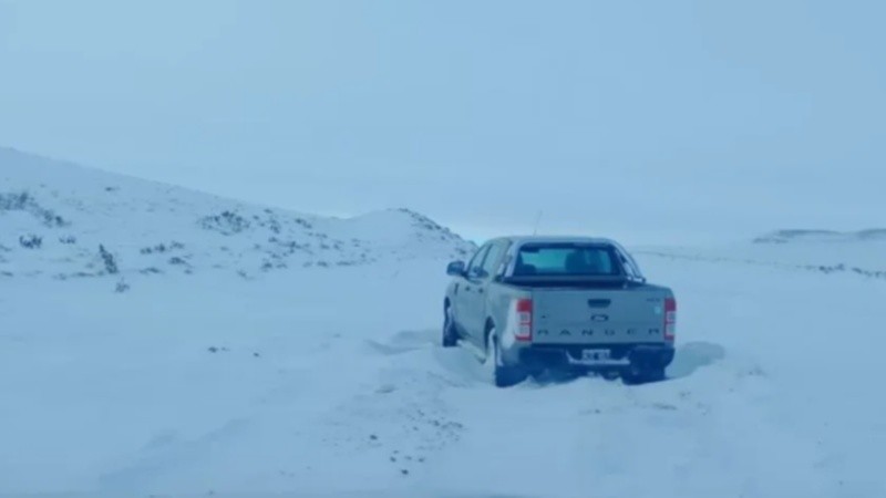 El frío extremo afecta a los pobladores en la Patagonia.