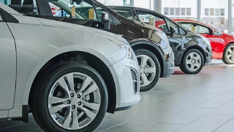 Las posibilidades de financiación, los precios estables y el valor de los coches cero kilómetro impulsaron la demanda, según la  Cámara del Comercio Automotor..