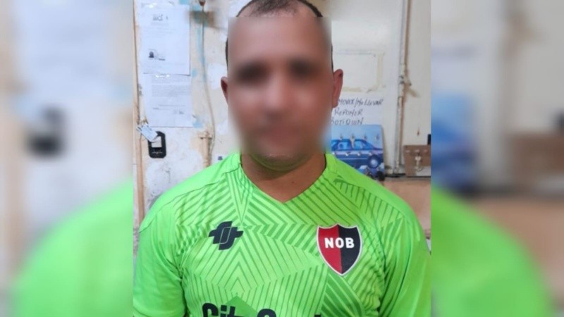 La imagen del demorado en cercanías de la cancha de Newell's.