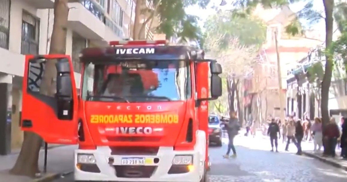 Humo, susto y evacuación en pleno centro por el incendio de un ascensor ...