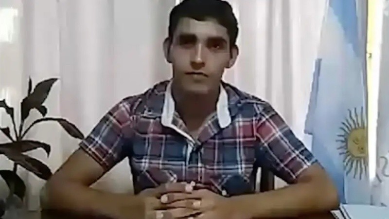 Agustín Luque, de 19 años, se presenta en sus redes sociales como referente de La Libertad Avanza.