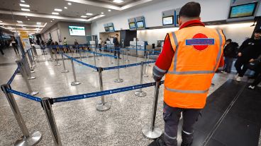 Los gremios mantienen reclamos de subas salariales.