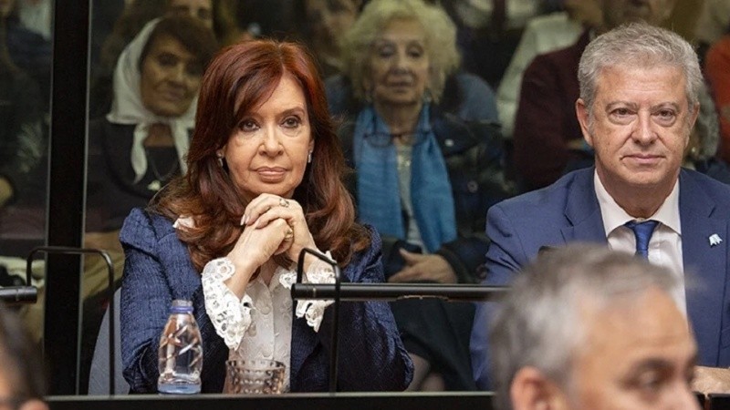 Anularon el sobreseimiento de Cristina Kirchner en la causa conocida ...