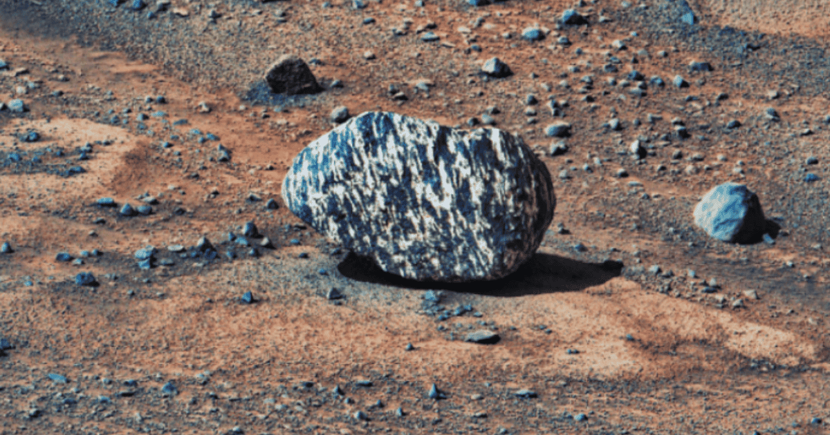 La Nasa descubrió una extraña roca rayada estilo cebra en Marte | Rosario3