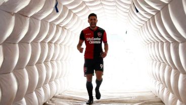 Juanchón quiere volver al gol con la rojinegra