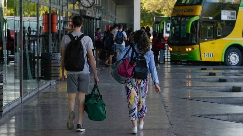 El documento lleva las firmas de Javier Milei, del jefe de Gabinete Guillermo Francos y del ministro de Economía Luis Caputo.