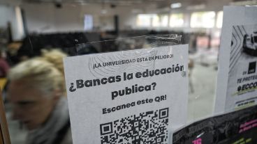 Rosario3 pasó por la Siberia en donde varias facultades se sumaban a la toma.