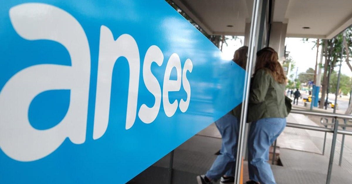 El Gobierno anunció nuevo bono de 70 mil pesos para jubilados en ...