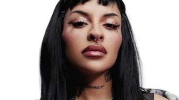 La artista confirmó que se enteró del nuevo romance de su ex por redes sociales