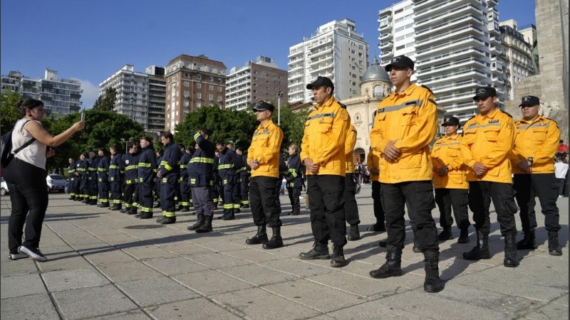 “El equipo se encontraba en estado de alerta. Nos movilizamos con los especialistas y equipamiento necesario”, señalaron desde la brigada USAR. 