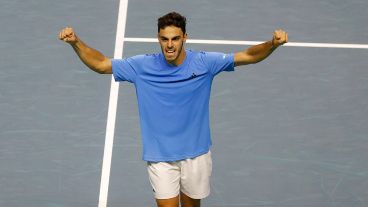 Cerúndolo metió un gran triunfo para ilusionar a Argentina.