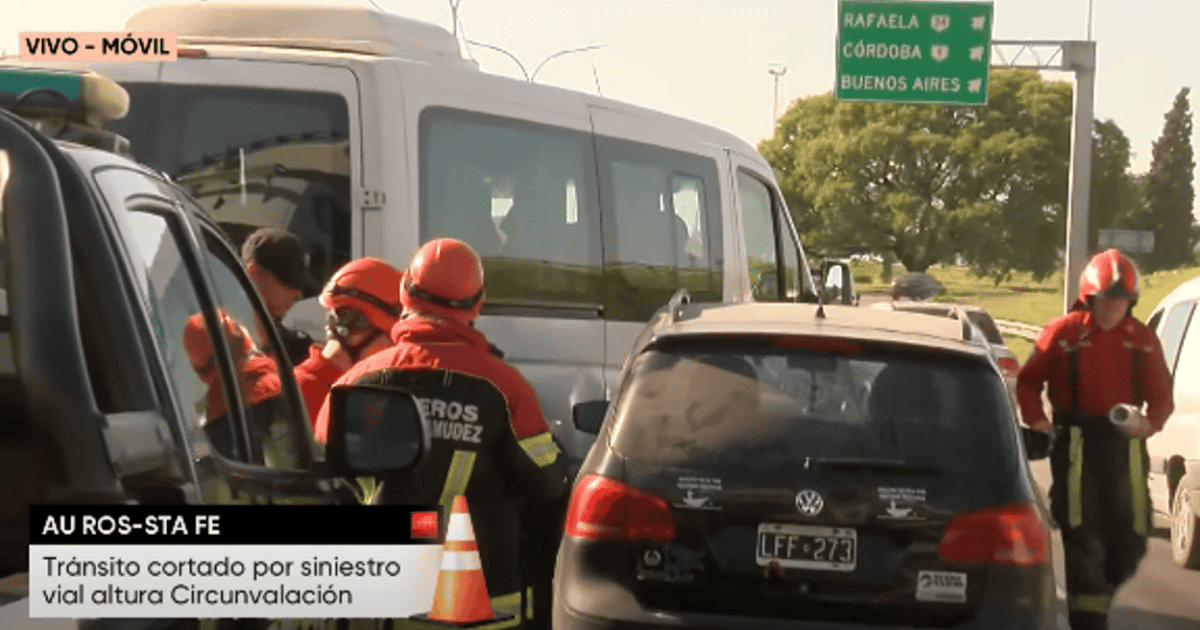 Choque en cadena en el inicio de la autopista Rosario-Santa Fe: siete ...
