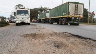 El estado de abandono y deterioro de las rutas nacionales, en la puja entre Nación y provincias.