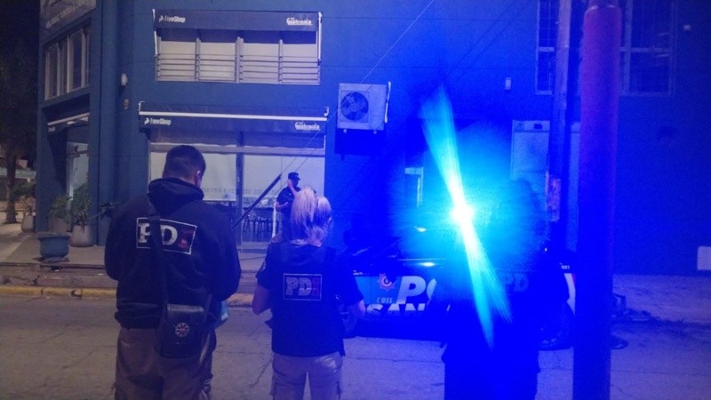 En la heladería villagalvense aprehendieron a un ladrón in fraganti.