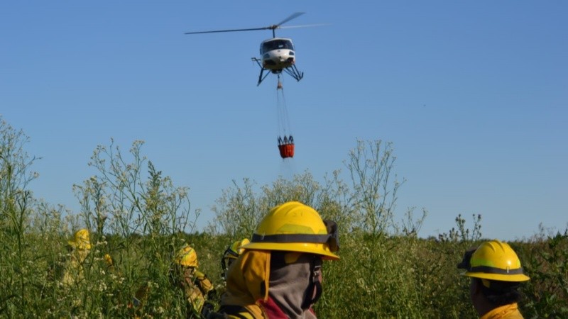 El helibalde, clave para combatir las llamas.