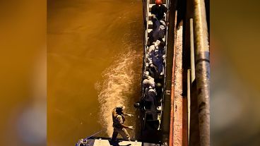 El barco African Magnolia quedó frenado en la terminal de General Lagos.