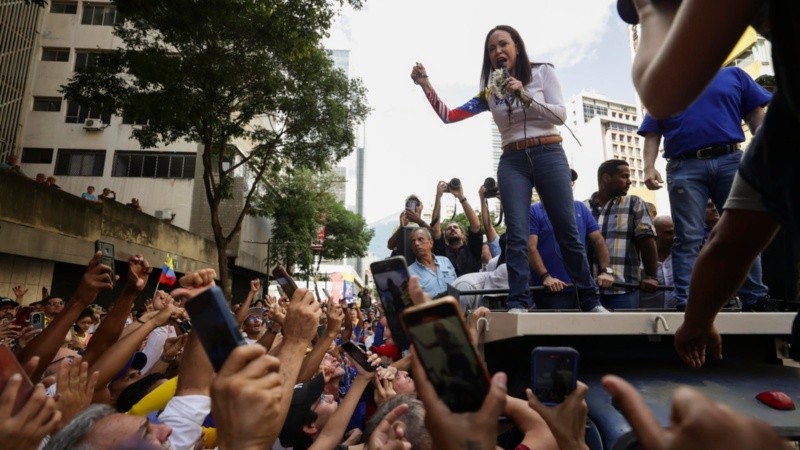 La organización Human Rights Watch confirmó la detención de la líder opositora.