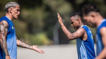 Copetti y Campaz buscan ser buenos socios en la ofensiva canalla.