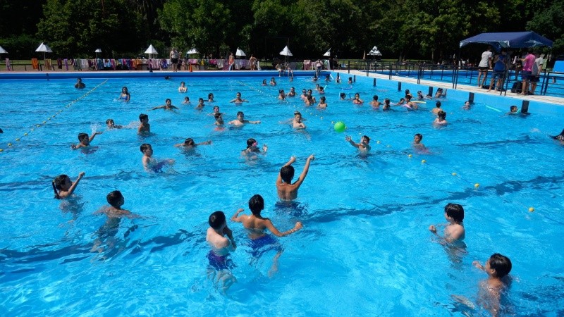 Más de 110 mil personas ya fueron a las piletas municipales en lo que va de la temporada.