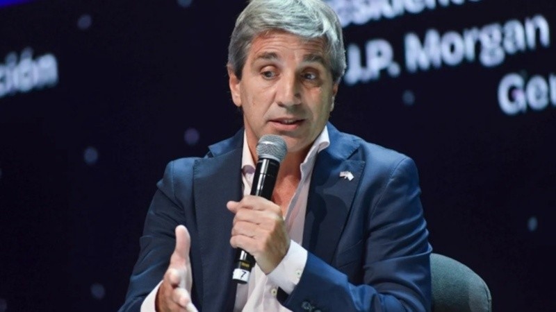 El ministro de Economía habló de bajar impuestos.