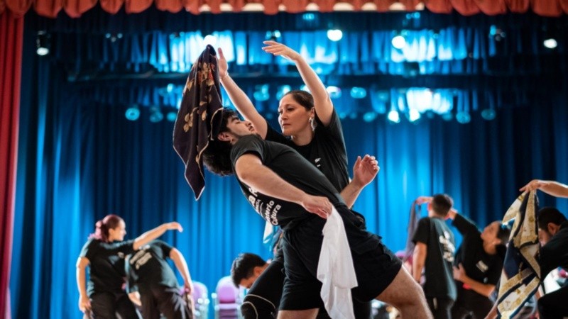 Imagen de uno de lo ensayos de la delegación del Festival Cosquín 2025.