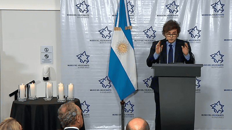 Milei este lunes en el Museo del Holocausto, Buenos Aires.