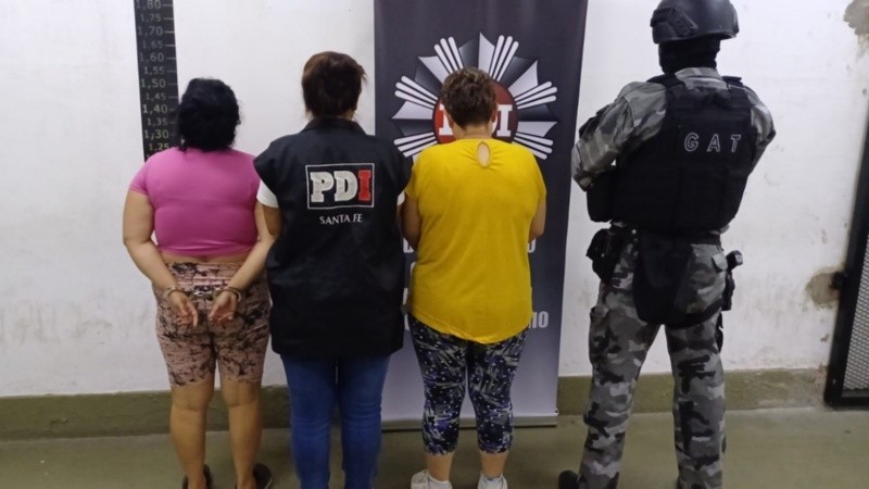 Las dos arrestadas fueron trasladadas a la sede de la PDI.