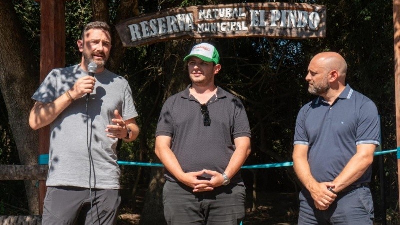 El ministro de Ambiente y Cambio Climático, Enrique Estevez, encabezó las incoporaciones.