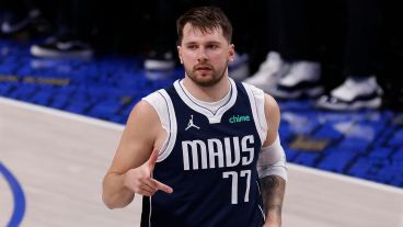 Doncic pasa de los Mavericks a los Lakers.