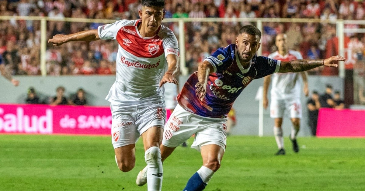 Argentinos Juniors le ganó a Unión de Santa Fe y es líder del grupo A ...