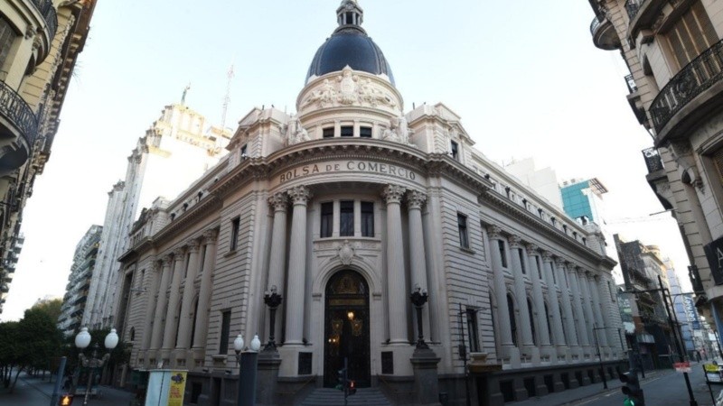 La Bolsa de Comercio de Rosario abrió la convocatoria nuevos artistas.