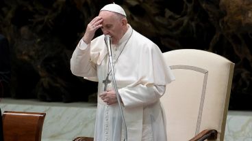 La Iglesia argentina pidió iniciar una cadena de oración por el papa Francisco, que sigue internado con una infección polimicrobiana.