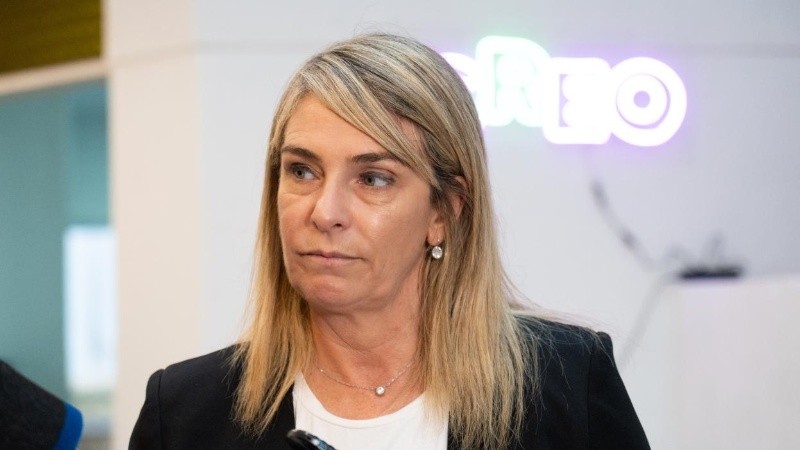 “Nosotros estamos predispuestos para ayudarlos, mejorarlos y cambiar la normativa si hace falta”, sostuvo.