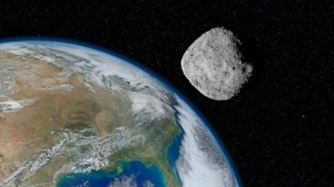 El asteroide pasará cerca de la Tierra en 2028 y nuevamente en 2032.