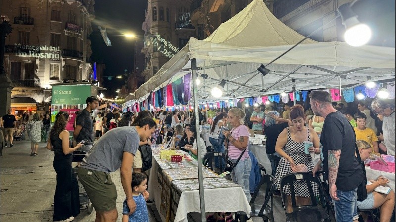 Ante la oportunidad de visibilizar y comercializar sus proyectos, en menos de 24 horas, más de 1.100 feriantes acudieron al llamado y se inscribieron al Registro de Emprendedores dispuesto por la Subsecretaría de Economía Social.