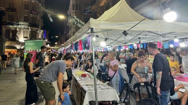 Ante la oportunidad de visibilizar y comercializar sus proyectos, en menos de 24 horas, más de 1.100 feriantes acudieron al llamado y se inscribieron al Registro de Emprendedores dispuesto por la Subsecretaría de Economía Social.