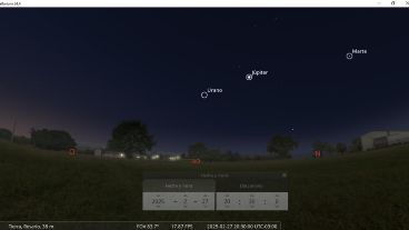 Así se observaba el cielo este jueves a las 20.30 hs