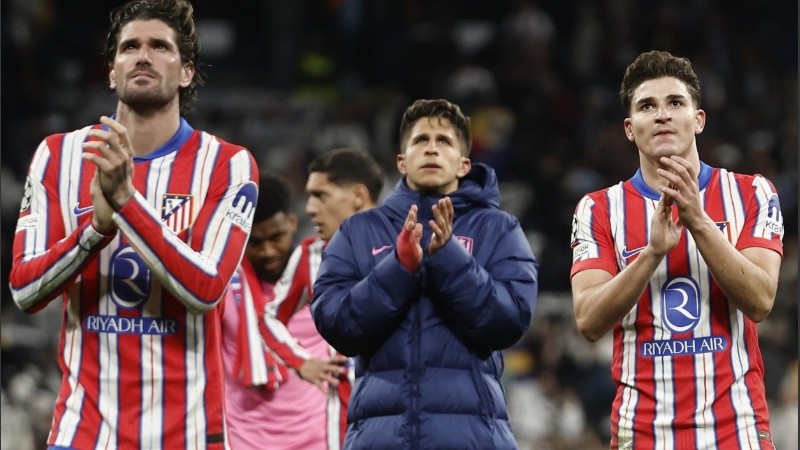 Julián Álvarez, la carta goleadora del Cholo Simeone, pero no alcanzó.