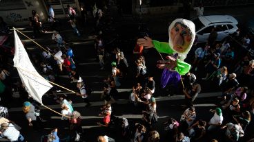 Una multitud participó de la marcha por el Día de la Memoria por la verdad y la justicia.