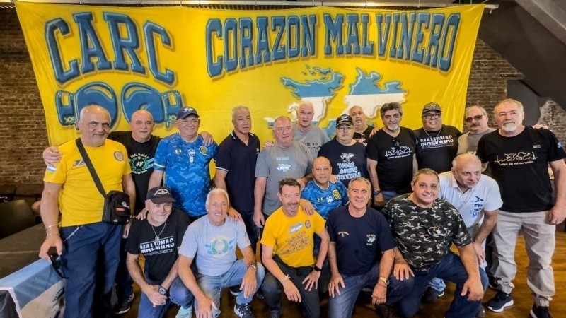 Este lunes se dio a conocer un pequeño adelanto de fragmentos de lo que fue el partido jugado en el Gigante de Arroyito entre canallas y ex combatientes. 