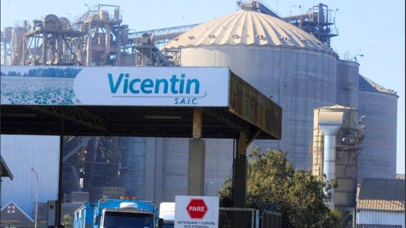 El cierre de ambas plantas coincide con la fecha de pago del salario a los trabajadores.