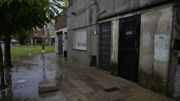 El violento episodio ocurrió pasadas las 13 en una casa de calle Uruguay al 5300, casi esquina Larrea, en barrio Triángulo.