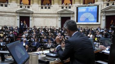 La oposición logró juntar voluntades para debatir la estafa de $Libra que involucra a Milei.