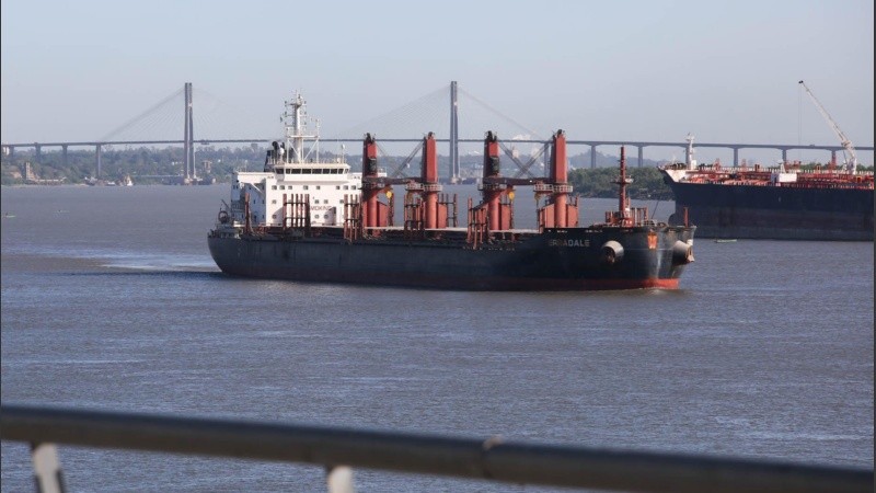 Por la hidrovía se despachan casi el 80% de las exportaciones agroindustriales argentinas