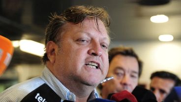 El secretario general de la Asociación de Pilotos de Líneas Aéreas (APLA), Pablo Biro, afirmó este jueves por la mañana que en su gremio hay “un 100 por ciento de acatamiento” al paro de la CGT