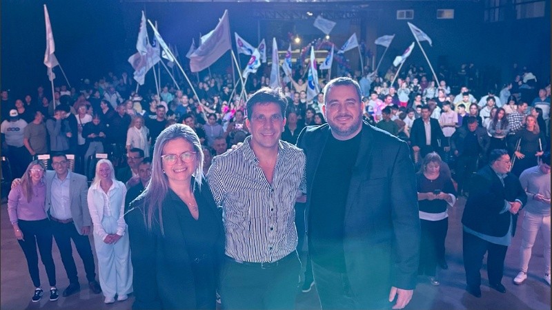 Gavira junto a Marisol Bracco y Walter Ghione.