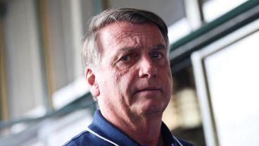 Hace ya varios años que Jair Bolsonaro tuvo varias intervenciones quirúrgicas en la región abdominal relacionadas a la lesión que sufrió en 2018.