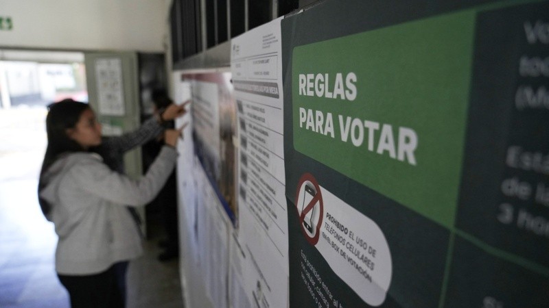 Los rosarinos acudieron a las escuelas el pasado 13 de abril. Hubo una baja participación ciudadana.