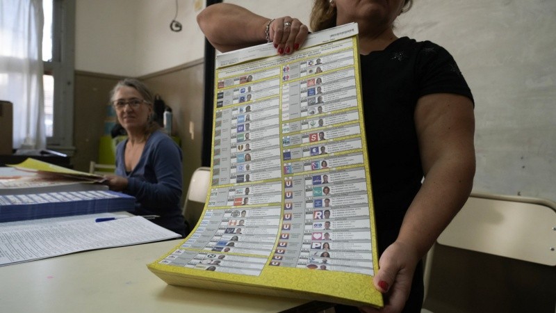 Los rosarinos acudieron a las escuelas el pasado 13 de abril. Hubo una baja participación ciudadana.